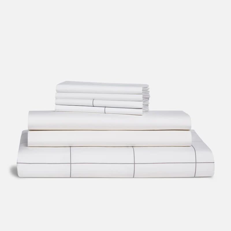 <p><a href="https://go.redirectingat.com?id=74968X1596630&url=https%3A%2F%2Fwww.brooklinen.com%2Fproducts%2Fluxe-hardcore-sheet-bundle&sref=https%3A%2F%2Fwww.esquire.com%2Flifestyle%2Fg38528280%2Fbest-gifts-for-brother-in-law%2F" rel="nofollow noopener" target="_blank" data-ylk="slk:Shop Now;elm:context_link;itc:0" class="link ">Shop Now</a></p><p>Luxe Hardcore Sheet Bundle</p><p>brooklinen.com</p><p>$231.41</p>
