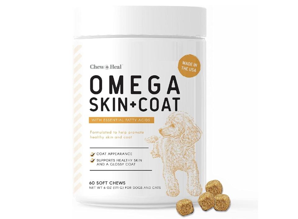 Get your pup feeling healthy and happy with these skin and coat supplements. (Source: Amazon)