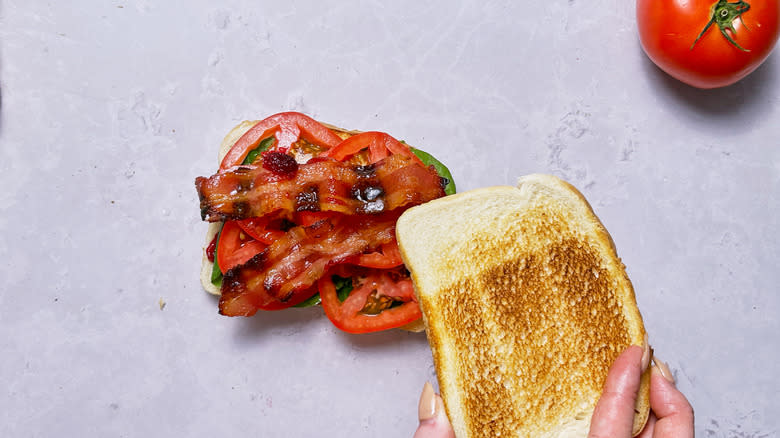 bacon on sandwich