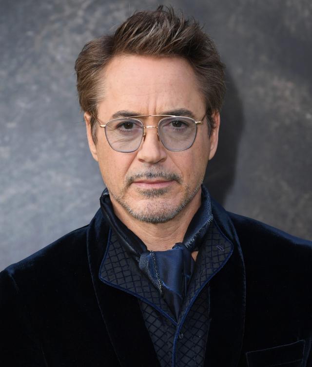 Robert Downey Jr. llora la muerte de su padre