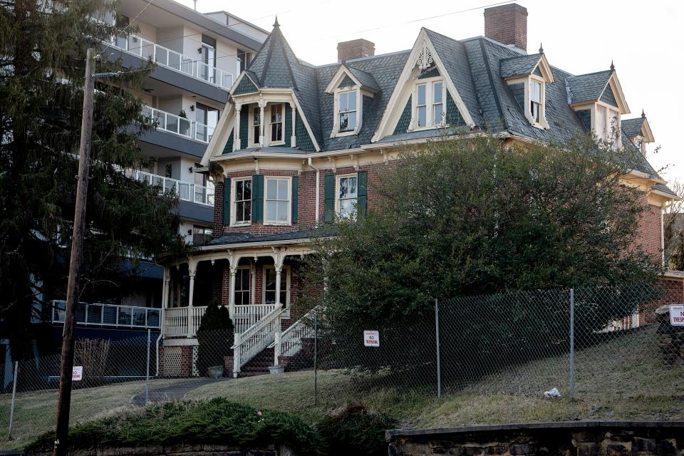 Zelda Dearest, a hotel on Biltmore Avenue in the South Slope, will turn three historic homes into a 20-room hotel honoring Jazz Age icon Zelda Sayre Fitzgerald.
