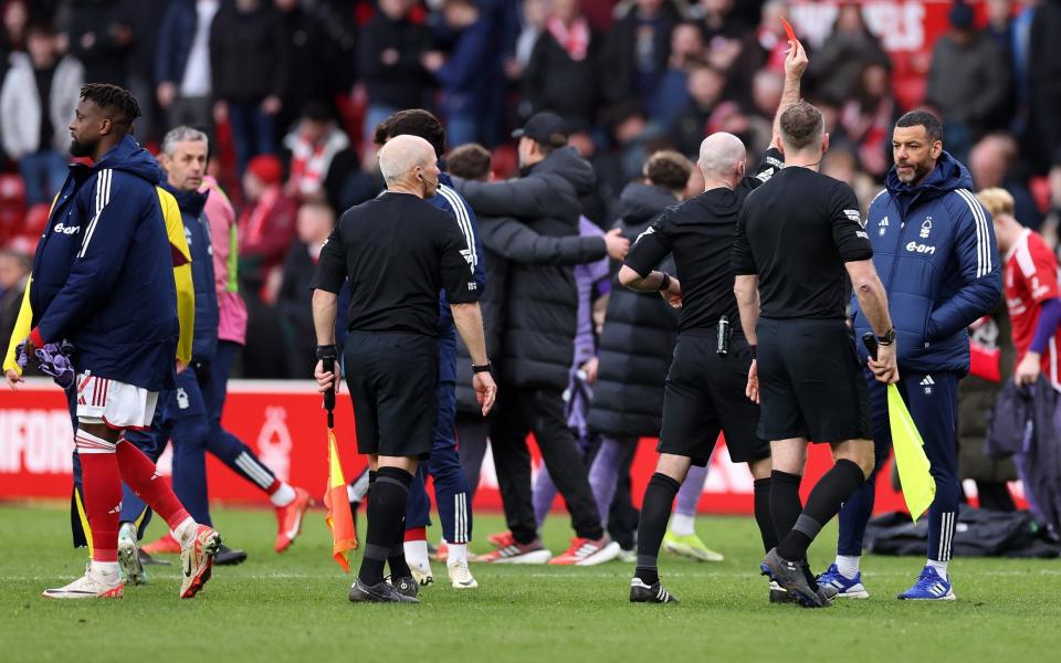 Steven Reid - Nottingham Forest's fury at Liverpool winner revealed as coach calls ref c--- three times