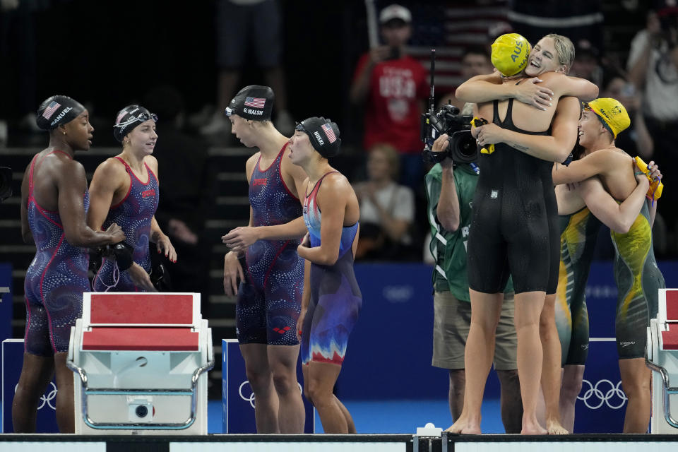 Australian women off to a dominant start in their Olympic swimming