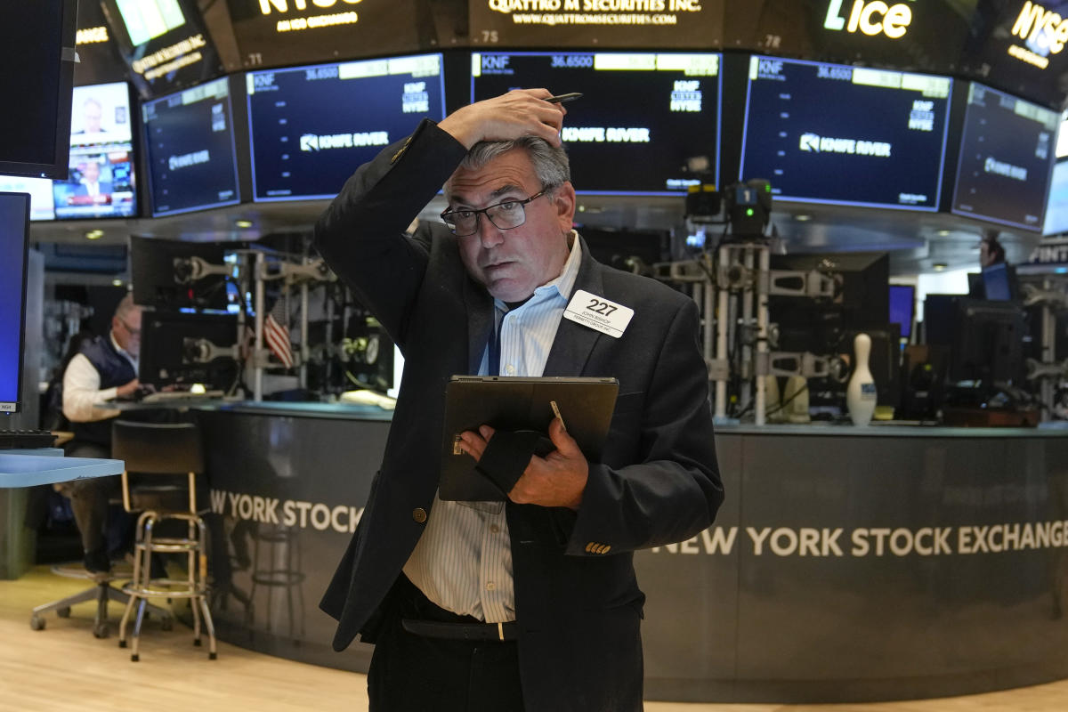 Stocks sink as Nasdaq, S&P 500 snap lengthy win streaks: