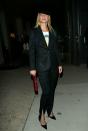 <p>Super-pointy toes weren't limited to boots. Gwyneth Paltrow's pumps were-like her pantsuit and fedora-another early-2000s fashion fixture.</p>