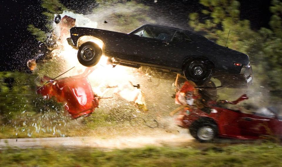 Stuntman Mike (Kurt Russell) geht in Quentin Tarantinos "Death Proof - Todsicher" mit einem Chevrolet Nova (Bild) und in einem Dodge Charger auf Mädchenjagd. (Bild: Senator)
