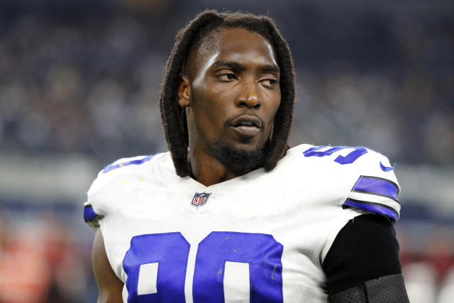 Report: Cowboys agree to new deal with DeMarcus Lawrence with $30M in  guarantees