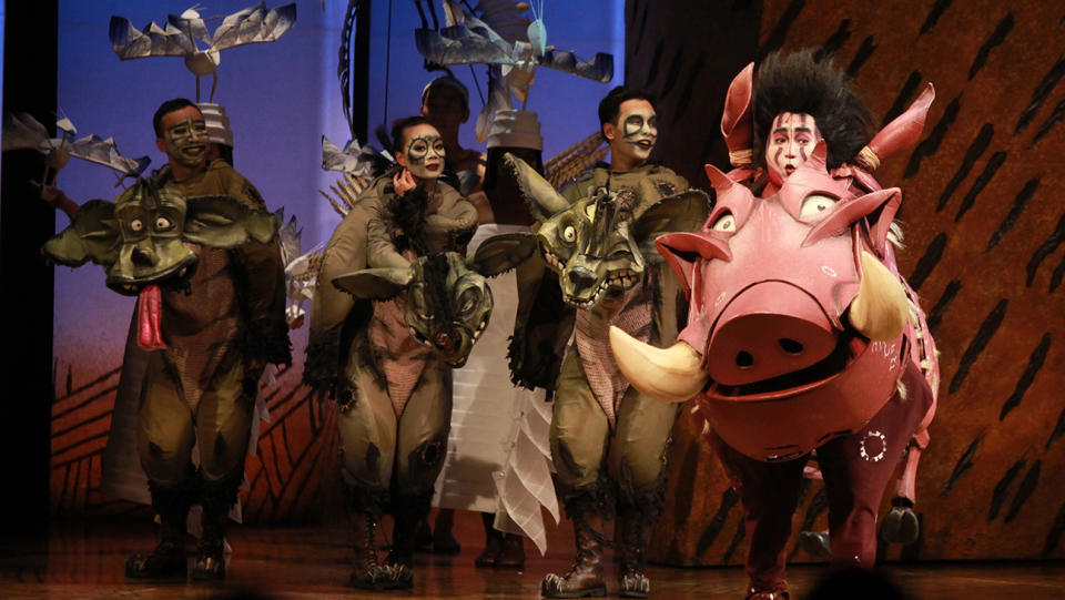 The Lion King musical holds premiere at Shanghai Disney Resort