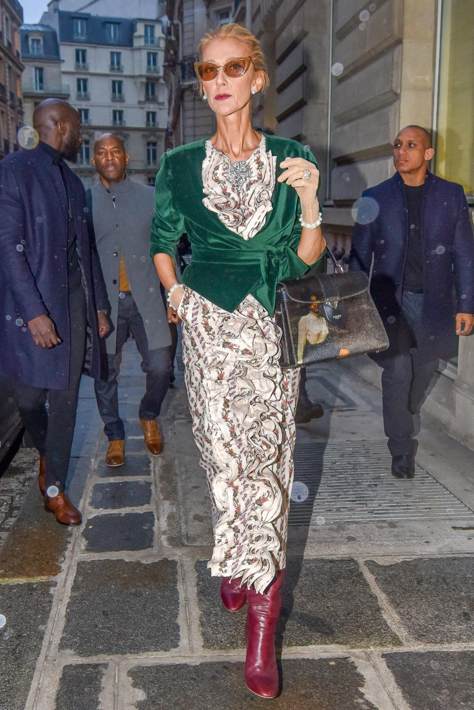 Céline Dion illumine la Fashion Week