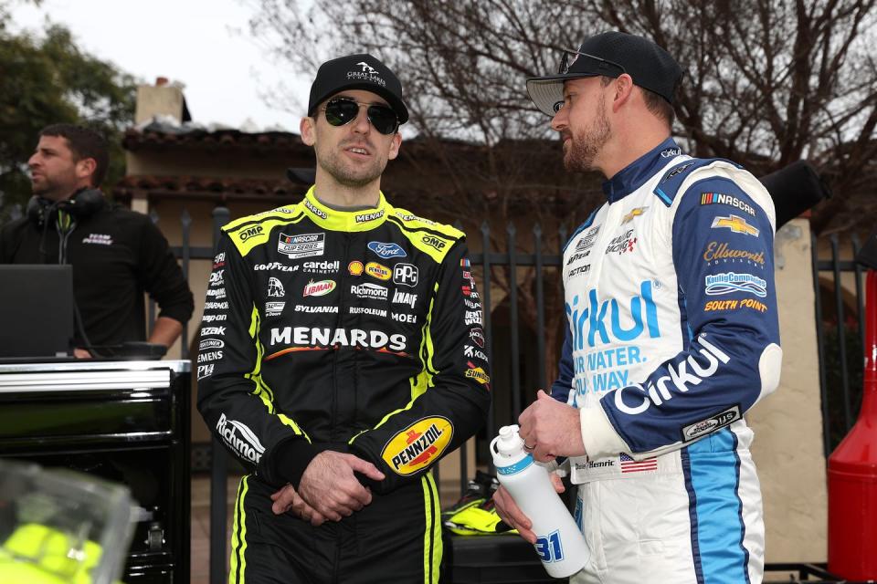 nascar cup series busch light clash at the coliseum practice