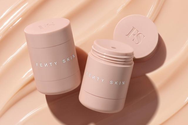 Rihanna Announces Fenty Skin Face Mask