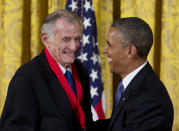 <p>Frank DeFord (1938-2017): Legendary sports writer. </p>