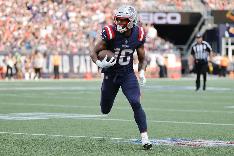 New England Patriots wide receiver Jakobi Meyers (16) 