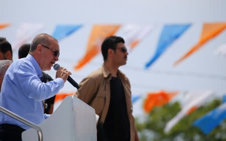 Turkish President Tayyip Erdogan adresses his supporters during a rally in Istanbul, Turkey June 22, 2018. REUTERS/Alkis Konstantinidis