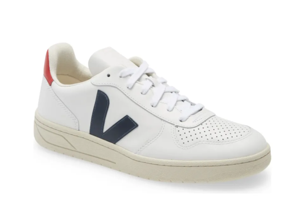 Veja V-10 Sneakers in white leather with dark blue v 