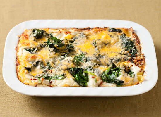 <strong>Get the <a href="http://www.huffingtonpost.com/2011/10/27/cauliflower-puree-and-spi_n_1059272.html">Cauliflower Puree and Spinach Lasagna Recipe</a></strong>