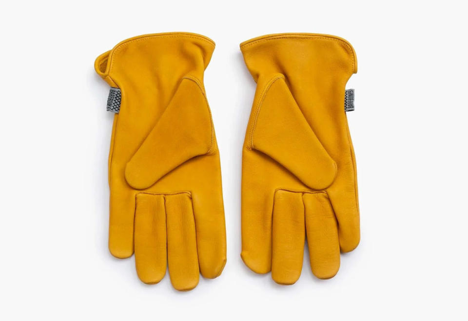 An image of Barebones Living classic leather work gloves