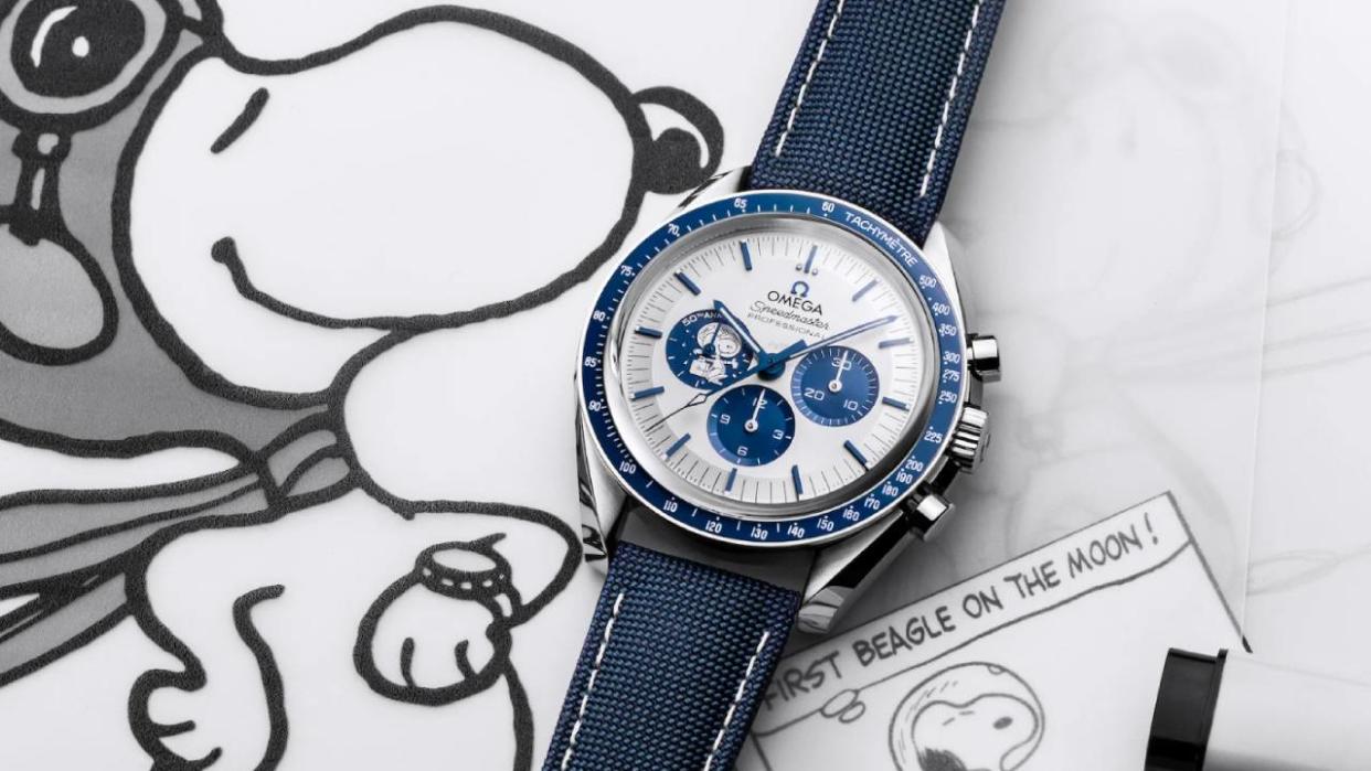  OMEGA Speedmaster Silver Snoopy Award. 