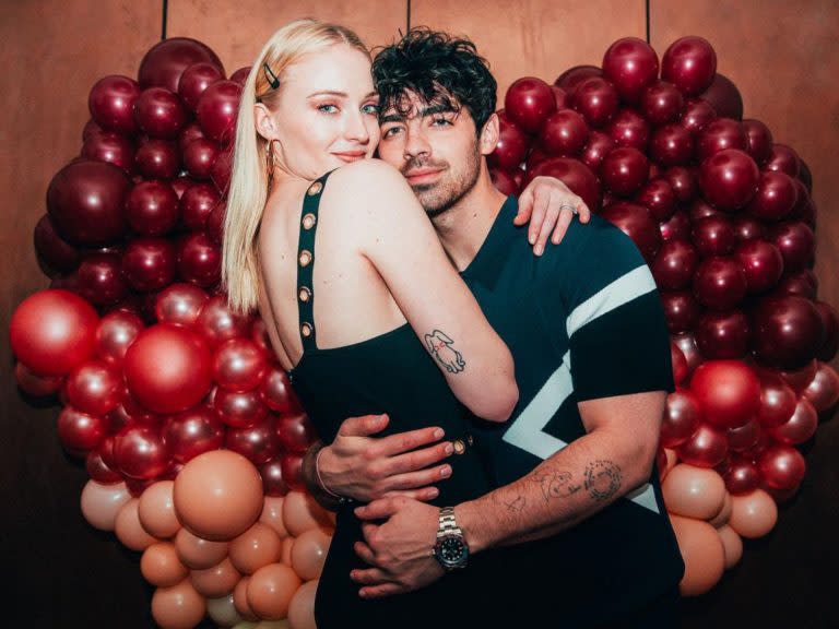 Sophie Turner and Joe Jonas hugging