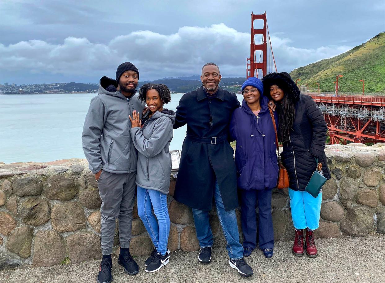 The Washington family against the scenic background of the Golden Gate Bridge. From left to right: Wayne Washington II, Erica Anderson, Wayne Washington, Shelia Washington and Ashley Washington.