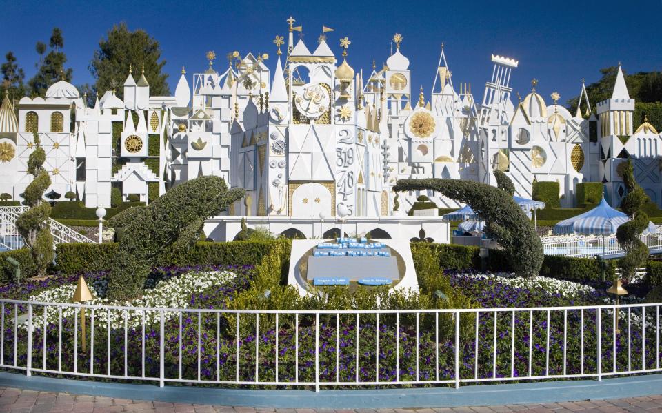 disneyland it's a small world