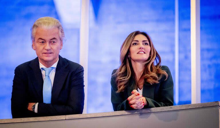 Geert Wilders y Dilan Yesilgoz, en Brabant. (Robin Utrecht / ANP / AFP) 