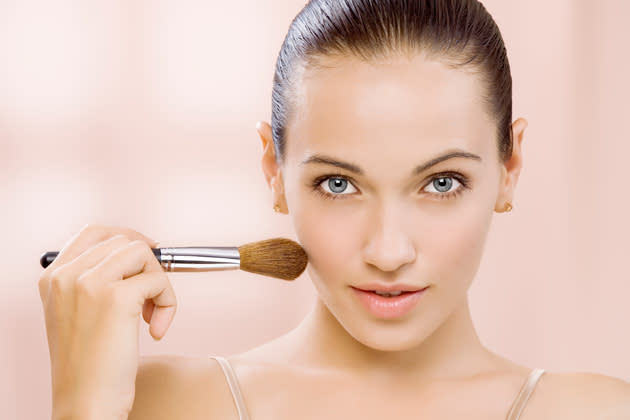 Beim Thema Make-up reagiert jeder Hauttyp unterschiedlich (Bild: thinkstock)