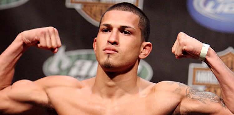 Poirier and Pettis Make Weight for UFC Norfolk, but One Main Card Fighter Misses