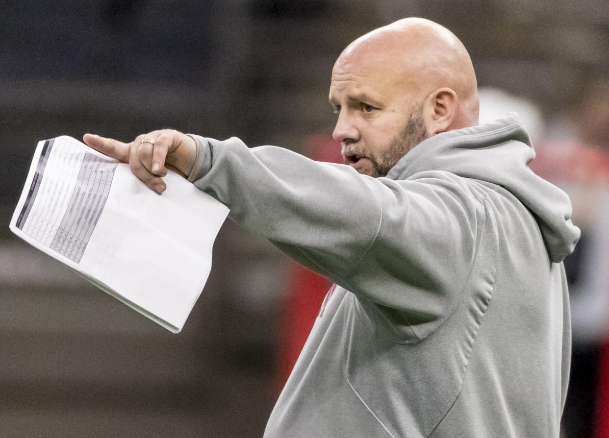 Alabama offensive coordinator Brian Daboll signals to his quarterbacks at NCAA college football practice for the Sugar Bowl against Clemson, Thursday, Dec. 28, 2017, in New Orleans, La. (Vasha Hunt/AL.com via AP)