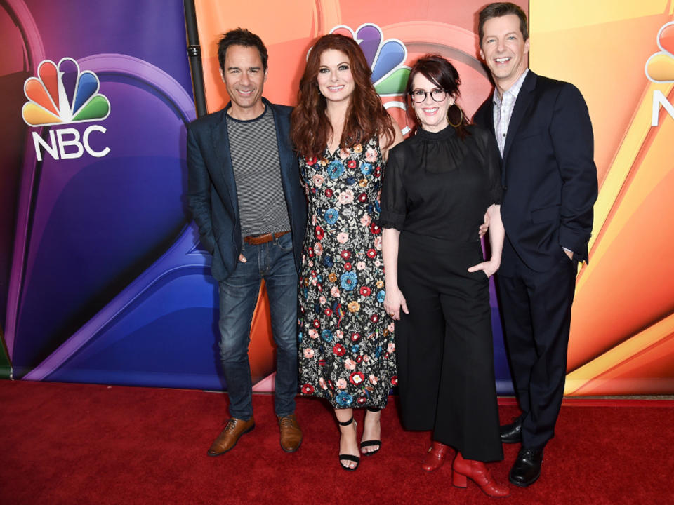 Sean Hayes, Eric McCormack, Debra Messing und Megan Mullally kehren mit der Kultserie “Will & Grace” auf die TV-Bildschirme zurück. Dafür sollen sie mit 250.000 US-Dollar pro Folge entlohnt werden. (Bild-Copyright: Richard Shotwell/Invision/AP)