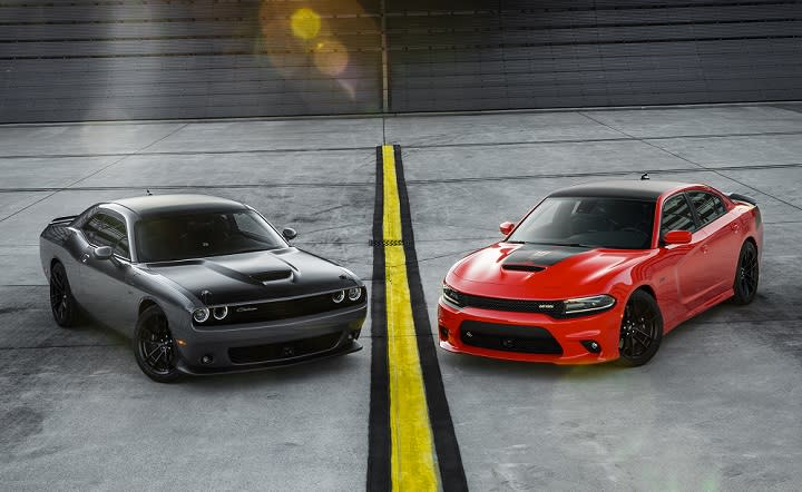 2017 Dodge Challenger T/A 392 and 2017 Dodge Charger Daytona 392 photo