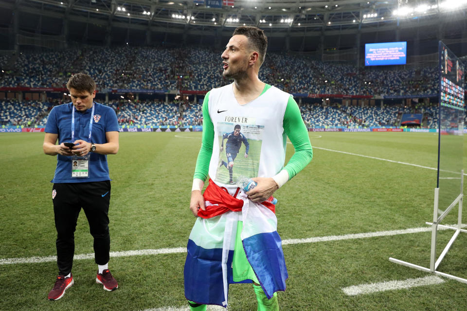 Danijel Subašić always wears a t-shire with a photo of former team-mate Hrvoje Ćustić on underneath his jersey