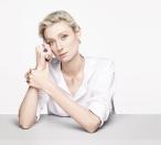 <p><strong>Model: </strong>Elizabeth Debicki</p>