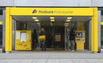 Als dritten Gewinner unter den Banken hat das Finanzportal die Postbank auserkoren: Sie agiert ebenfalls überregional und bekam für 67 von 274 Filialen Topbewertungen.