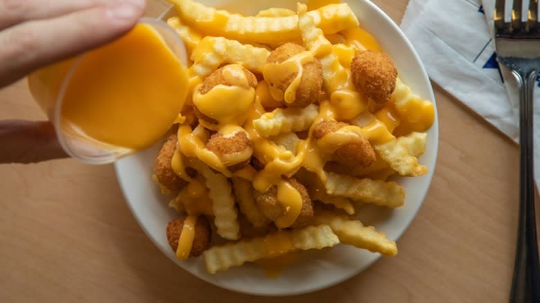 culver's poutine on plate