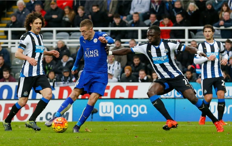 Jamie Vardy (2nd left) scores for Leicester against Newcastle United at St James' Park on November 21, 2015