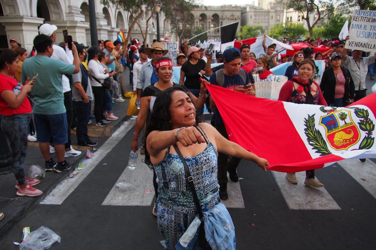 Un movimiento en marcha. <a href="https://www.gettyimages.com/detail/news-photo/thousands-of-protesters-coming-from-all-over-the-country-news-photo/1246378481?phrase=peru%20indigenous%20protest&adppopup=true" rel="nofollow noopener" target="_blank" data-ylk="slk:Carlos Garcia Granthon/Fotoholica Press/LightRocket via Getty Images;elm:context_link;itc:0;sec:content-canvas" class="link ">Carlos Garcia Granthon/Fotoholica Press/LightRocket via Getty Images</a>