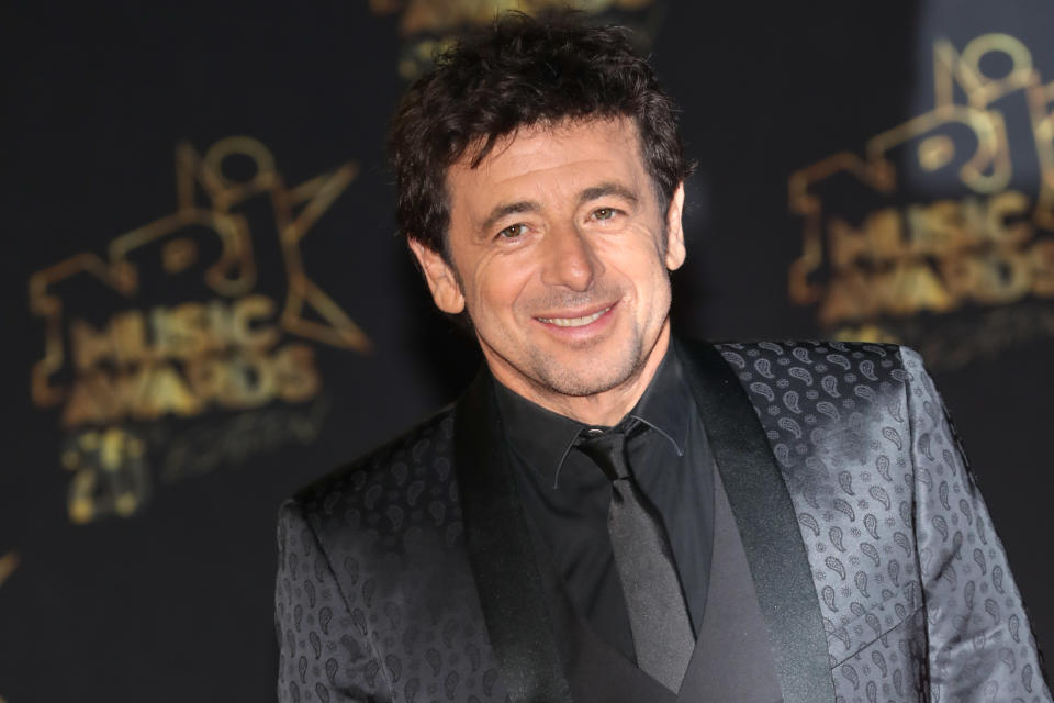 EN IMAGES - Patrick Bruel souffle ses 60 bougies, retour sur 30 ans de "Bruelmania"