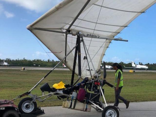 2 Cuban migrants land in Key West airport on motorized hang glider