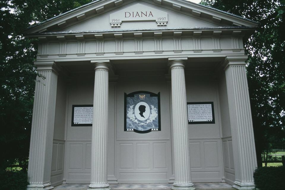 The memorial on the island in a lake on the Althorp estate, where Diana, Princess of Wales (1961-1997), was laid to rest, Northamptonshire, England, 1999.