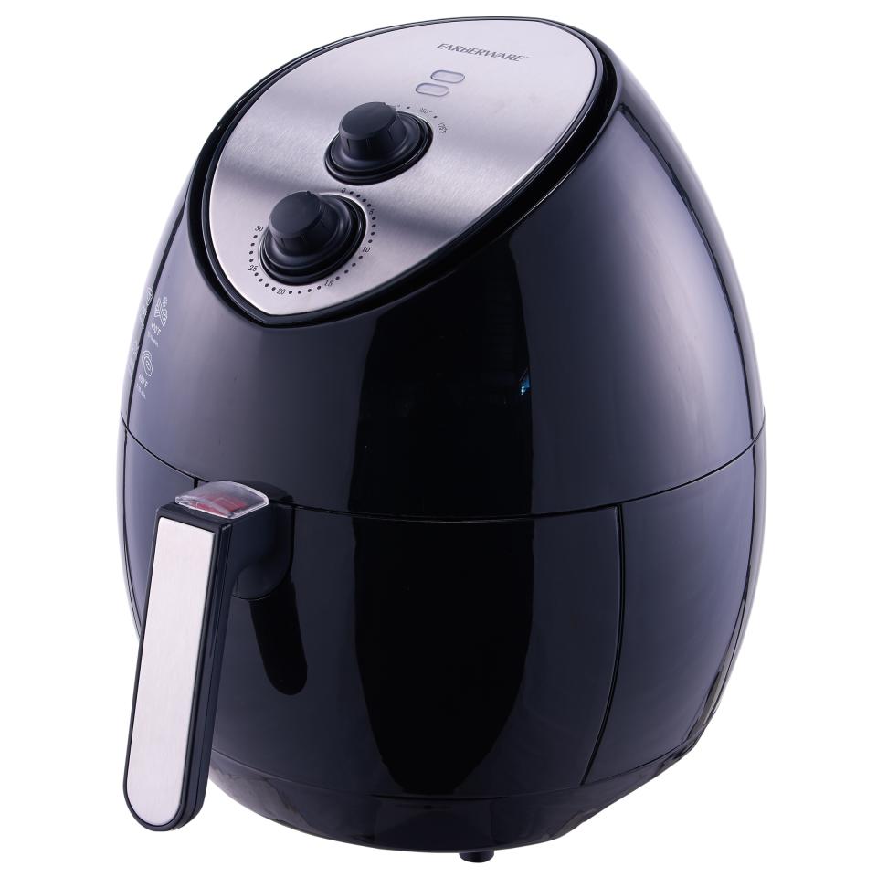 Farberware 3.2 Quart Oil-Less Multi-Functional Fryer. (Photo: Walmart)