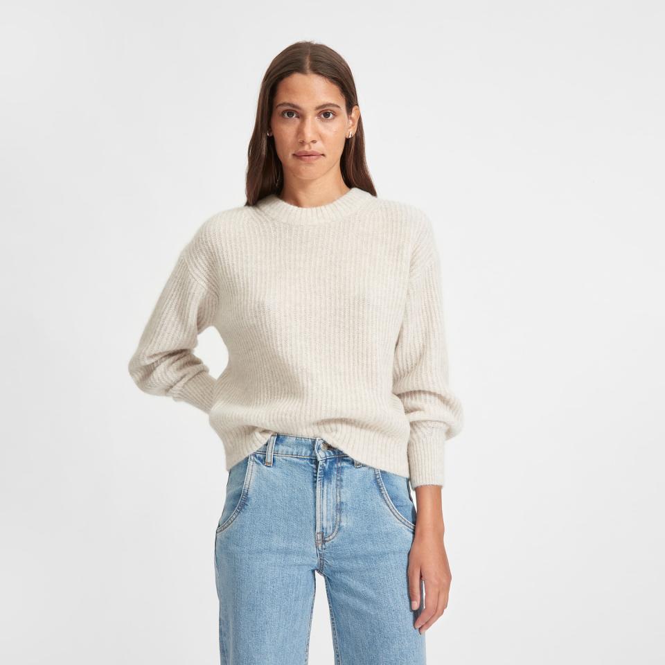 <p><a href="https://go.redirectingat.com?id=74968X1596630&url=https%3A%2F%2Fwww.everlane.com%2Fproducts%2Fwomens-alpaca-crew-almond&sref=https%3A%2F%2Fwww.countryliving.com%2Fshopping%2Fgifts%2Fg2828%2Fgifts-for-people-who-are-always-cold%2F" rel="nofollow noopener" target="_blank" data-ylk="slk:Shop Now;elm:context_link;itc:0;sec:content-canvas" class="link ">Shop Now</a></p><p>Alpaca Sweater</p><p>everlane.com</p><p>$95.00</p><span class="copyright">Amazon Prime</span>