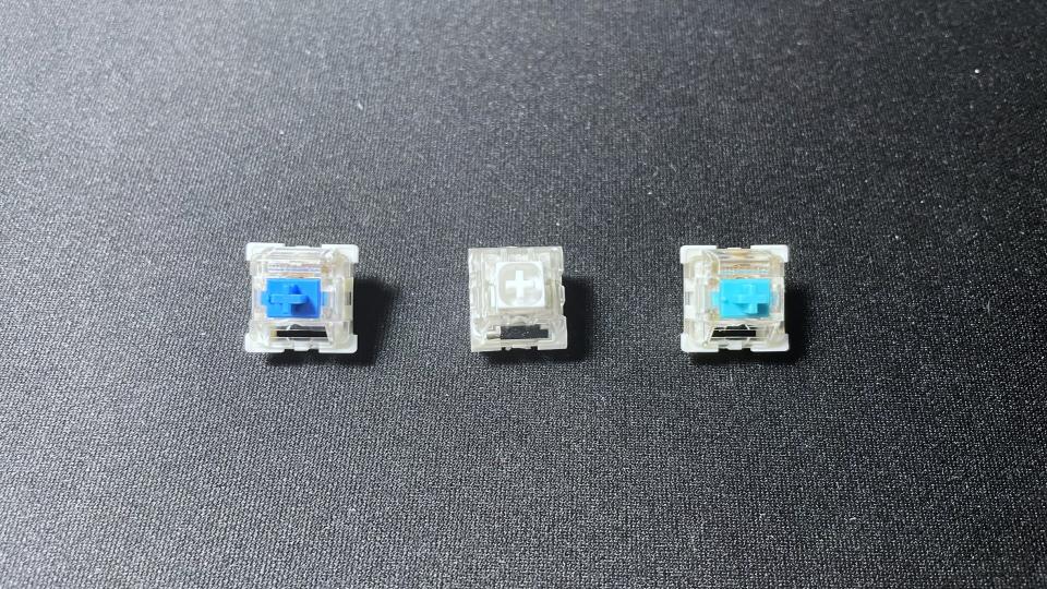 Clicky mechanical keyboard switches