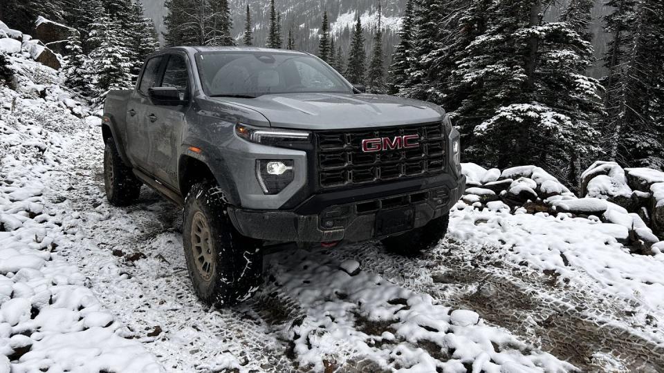 2024 gmc canyon at4x aev edition snow trail