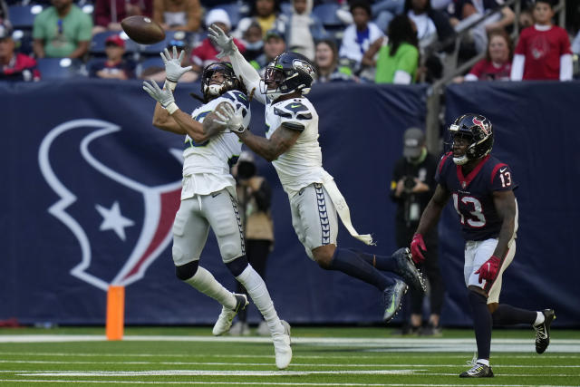 Seahawks pull away in the second half to beat Texans 33-13 in