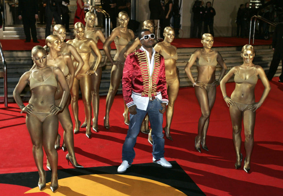 Singer Kanye West of the U.S. arrives for the Brit Awards at the Earls Court Arena in central London, February 15, 2006. REUTERS/Mike Finn-Kelcey