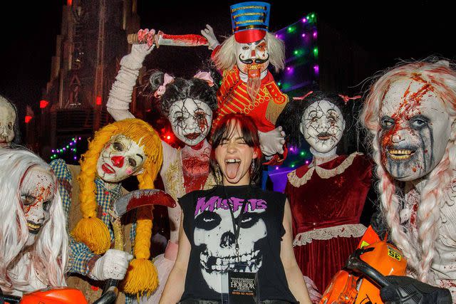 Nick Cannon and Five of His Kids Match in Pumpkin Outfits for Fright Night