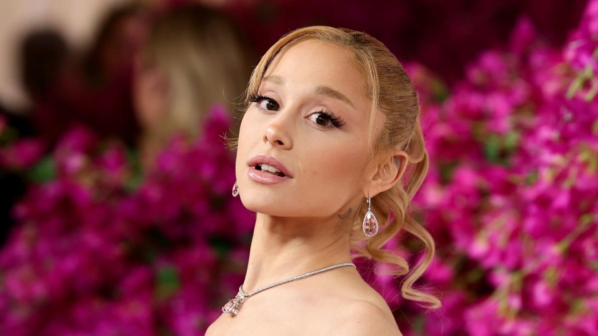 Ariana Grande Channels Glinda in a Pink Bubble Dress at the 2024 Oscars