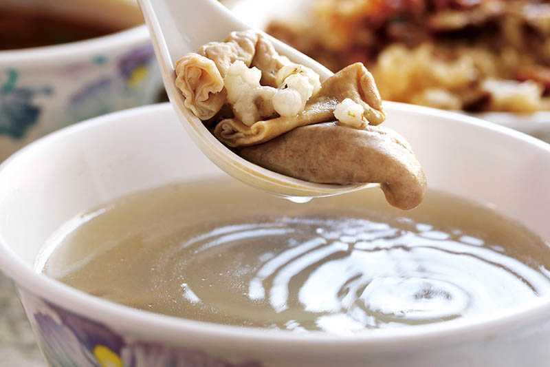「四臣湯」用的是台灣本土豬肉內臟，口口Q彈有味。（50元）（圖／于魯光）
