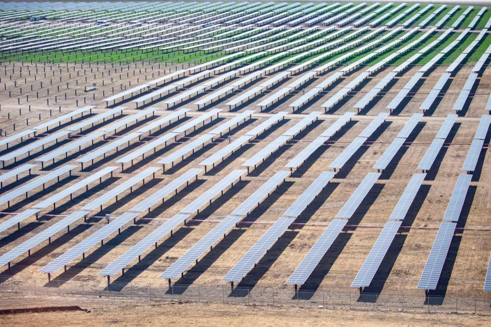 MidAmerican Energy's Holliday Creek solar project in Webster County near Fort Dodge. Critics say the utility needs to invest more in solar, less in wind.